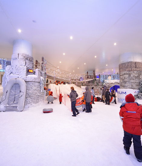 Torium Snowpark Turkey featuring indoor snow park facilities, artificial snow systems, ski attractions, and winter entertainment solutions.