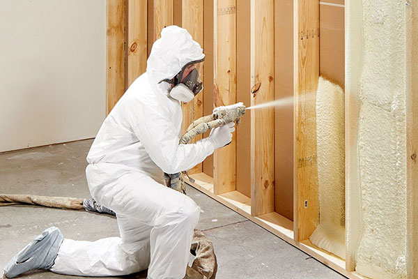 Polyurethane insulation system designed to minimize heat transfer and maintain stable temperatures in indoor snow parks and ice rinks.